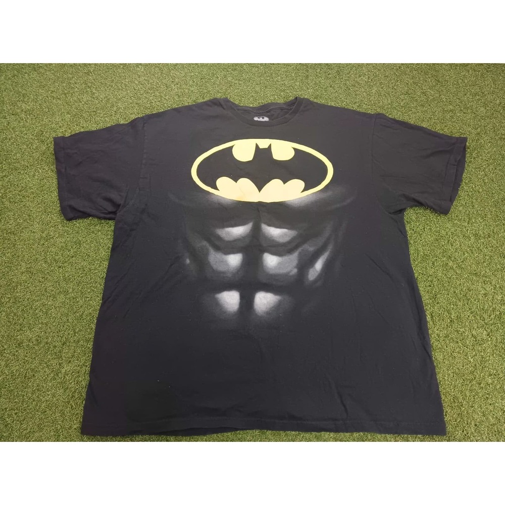 DC Comics Batman Muscle 6-Pack Abs T-Shirt Men's 2XL Black Graphic‎ Print Cotton